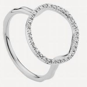 Monica Vinader Riva Circle diamond ring in Sterling Silver. Size 8